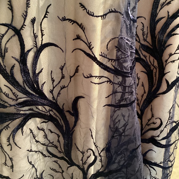 Mingda’s Elegant Evening Dress (NWT) - Picture 4 of 16